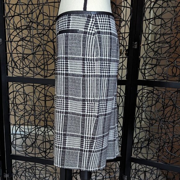 Talbots size 16 black white houndstooth straight skirt - Picture 4 of 10